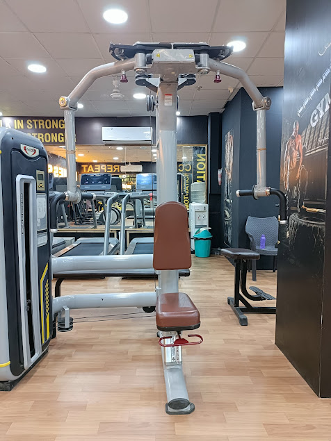 ENERGY FITNESS Gym energy conditioning and fitness space view 5